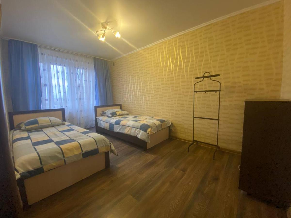 Apartment At Zhukova Street Baranavichy Εξωτερικό φωτογραφία